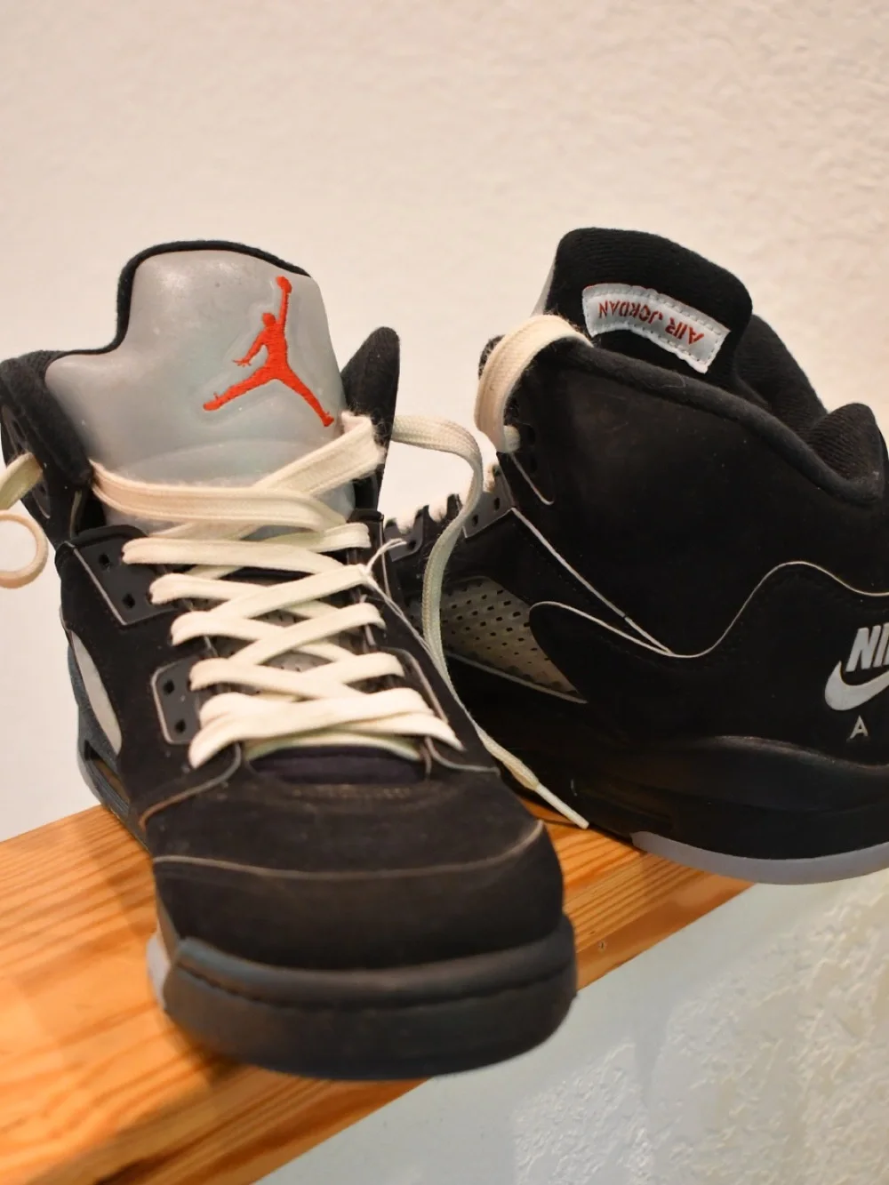 Nike Jordan Men's 5 Retro OG Black Metallic Reimagined Shoes 6.5Y